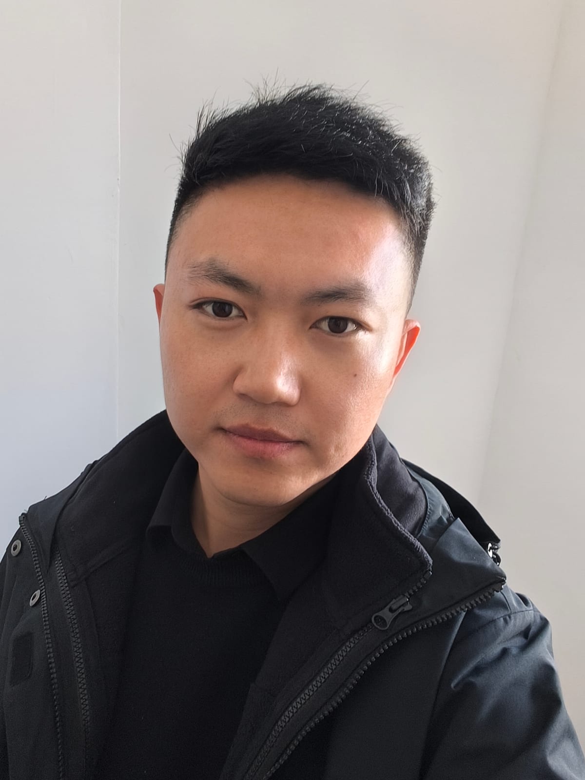 给今天留一张自拍的记录照片