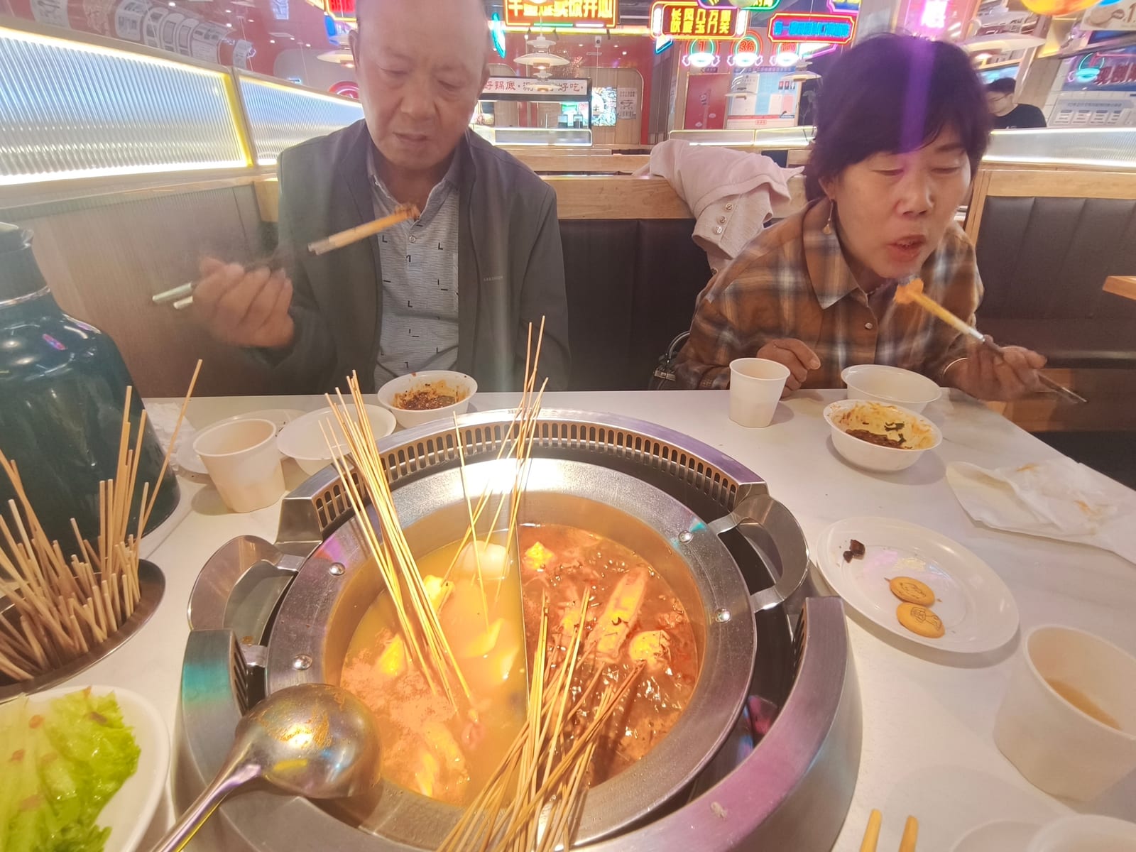 和爸妈逛酒泉的记录照片