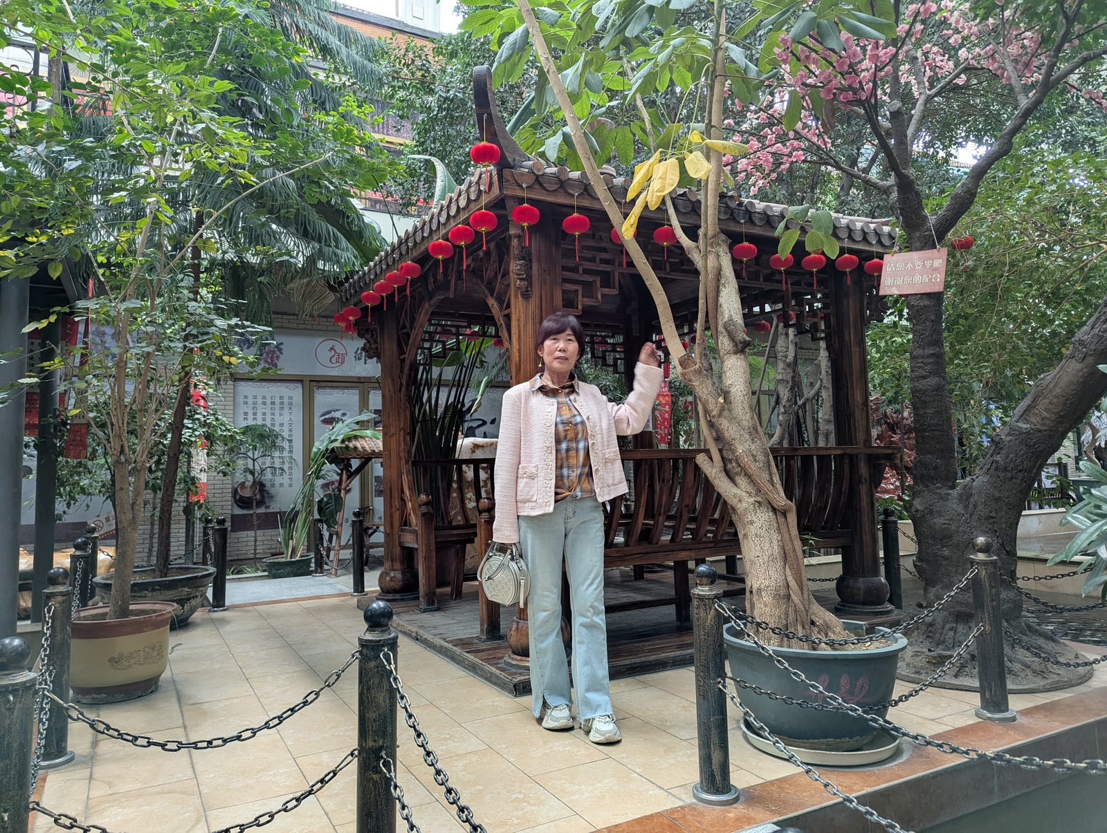 和爸妈逛酒泉的记录照片