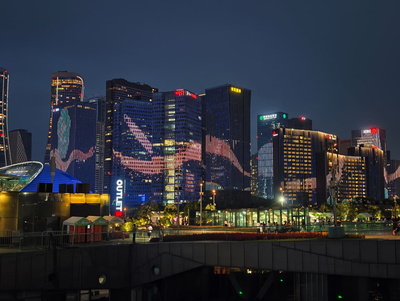 杭州城市阳台夜景旅行照片