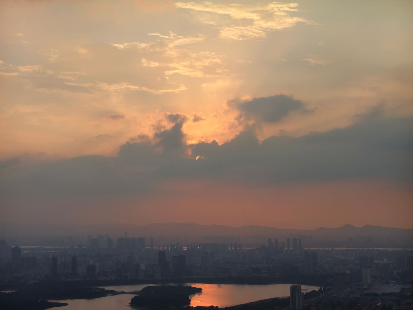 南京紫金山日落旅行照片